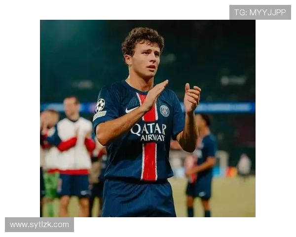 维蒂尼亚表现评价两极分化:战术角色与比赛影响力解析 维蒂尼亚表现评价两极分化:战术角色与比赛影响力解析