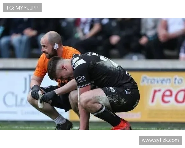 多特防线不稳问题持续，对关键赛阶段表现形成影响